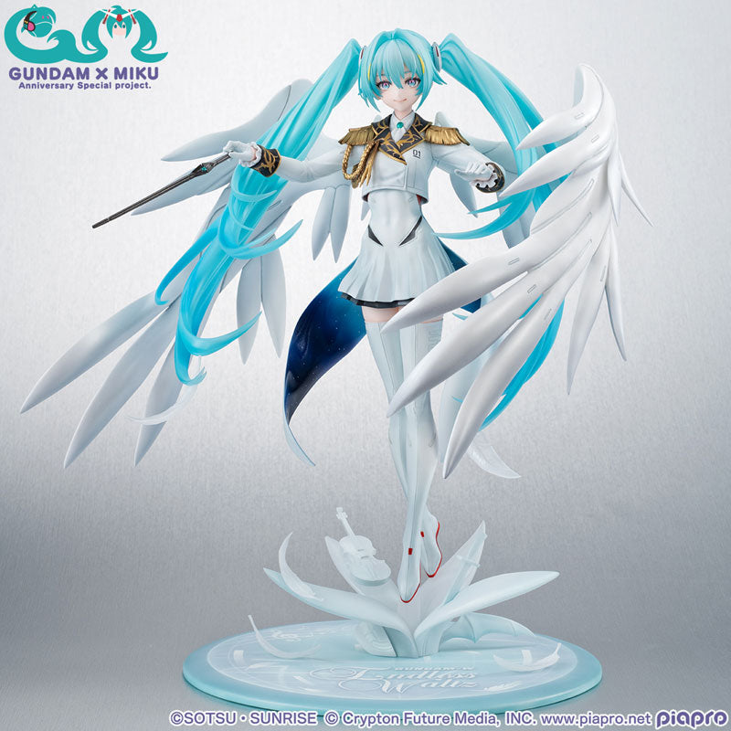 [Pre-Order] Hatsune Miku ✦ Lucrea Mobile Suit Gundam 45th Anniversary x Hatsune Miku Hatsune Miku x Wing Gundam Zero EW