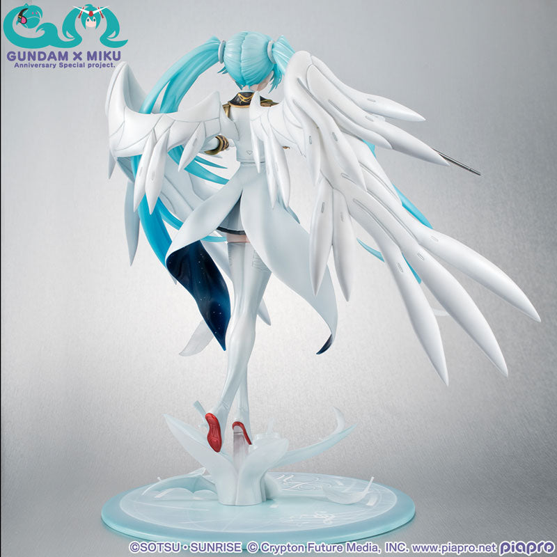 [Pre-Order] Hatsune Miku ✦ Lucrea Mobile Suit Gundam 45th Anniversary x Hatsune Miku Hatsune Miku x Wing Gundam Zero EW